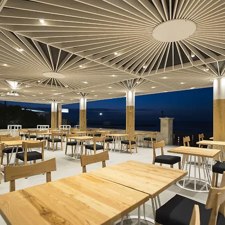 インシュラ アルバ ＆ スパ リゾート