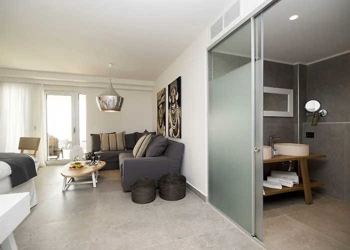 Insula Alba & (adults Only) 5* Analipsi (Crete)