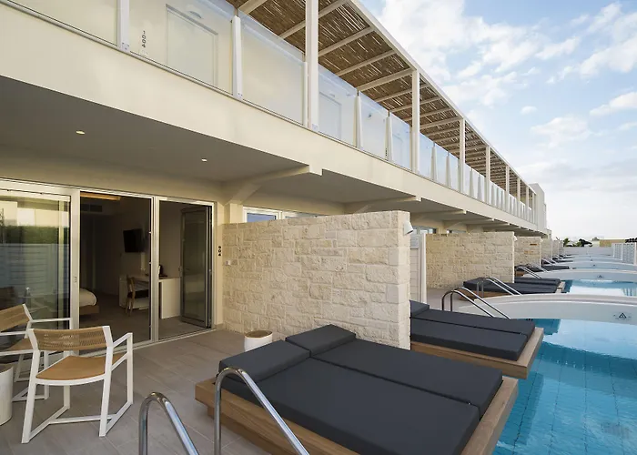 Insula Alba & (adults Only) Analipsi (Crete)