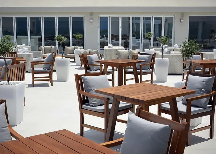 Insula Alba & (adults Only) Analipsi (Crete)