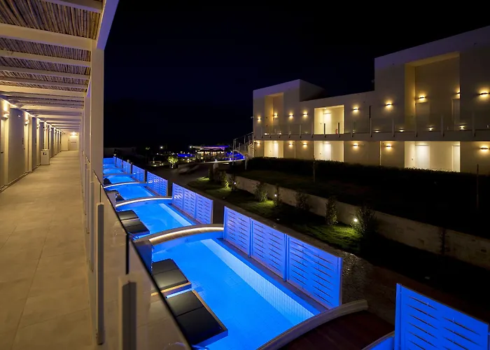 Insula Alba & (adults Only) אנליפסי